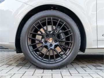 Cayenne EU6d GTS Coupe Matrix LED BOSE uvm.