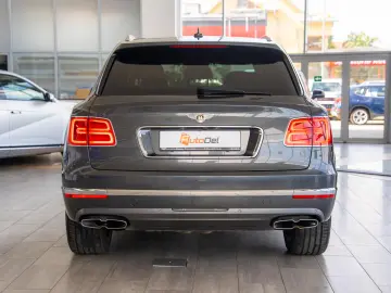 Bentley Bentayga V8 Centenary