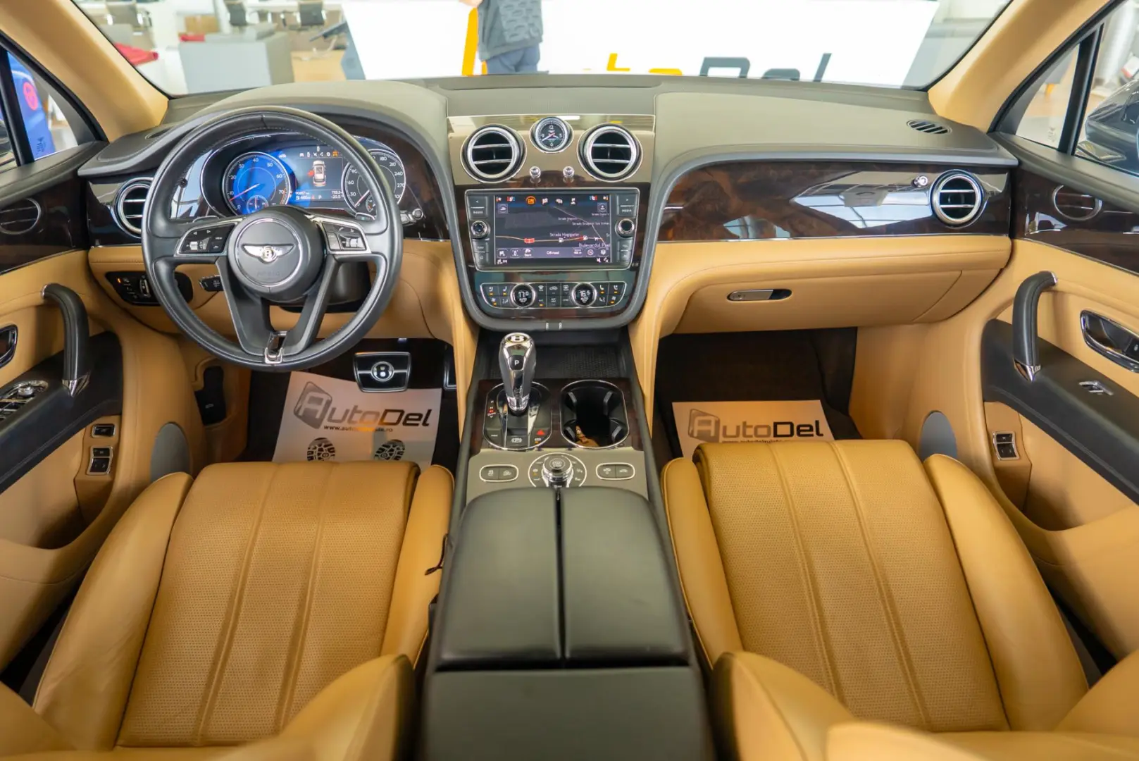 Bentley Bentayga V8 Centenary