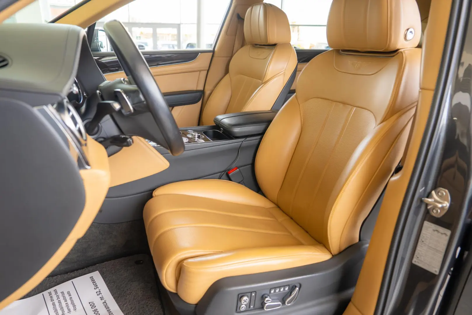 Bentley Bentayga V8 Centenary
