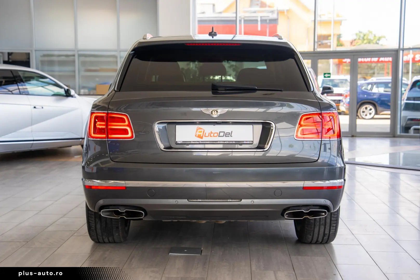 Bentley Bentayga V8 Centenary