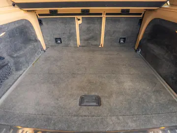 Bentley Bentayga V8 Centenary