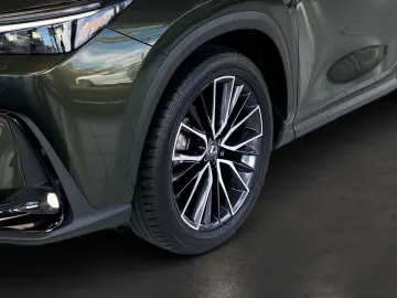 NX 350h 2.5 Hybrid 4x4 Luxury Line PANO HUD