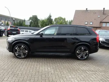 XC90 Ultra Dark T8 AWD/FourC/AHK/B&W/Pano/HeadUp