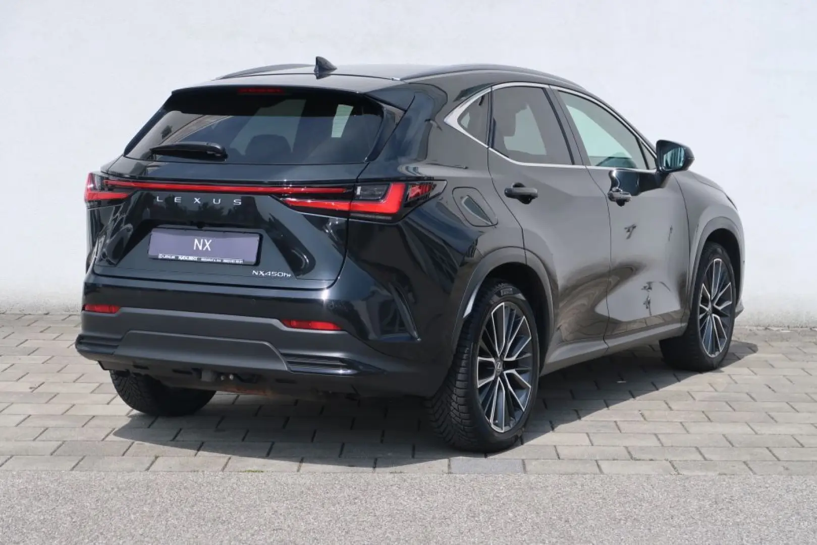 NX 450h+ E-FOUR Luxury-Paket