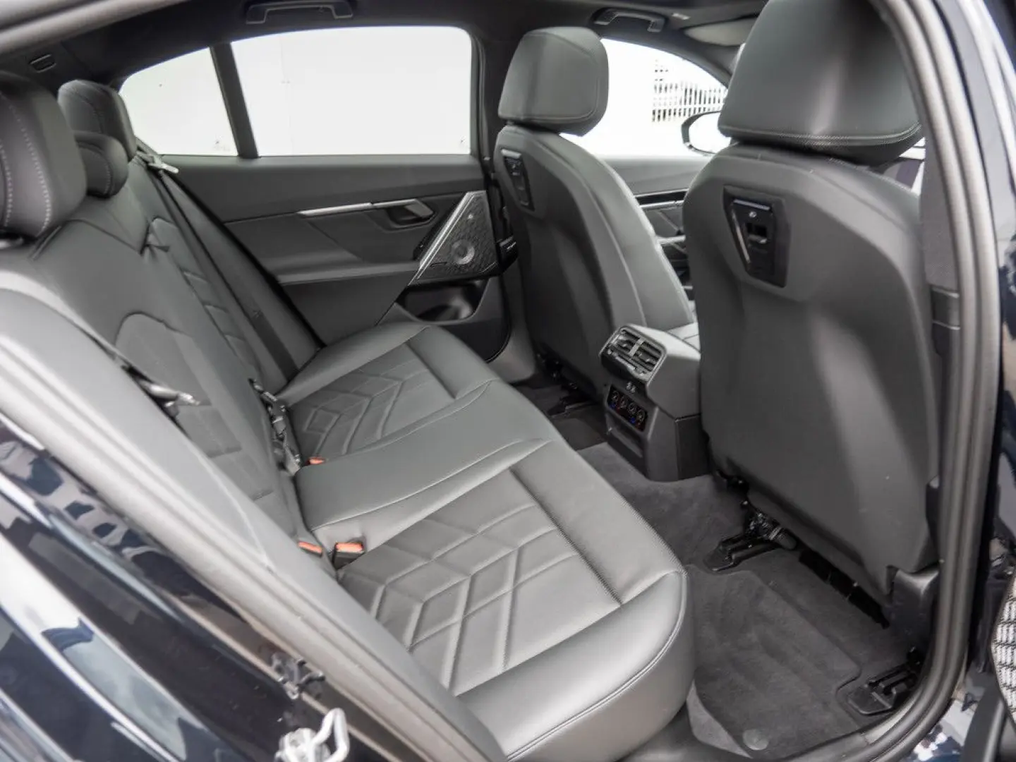 540d xDrive M-Sport PANO+STANDHZG+B&W+360°KAM