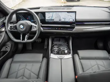 540d xDrive M-Sport PANO+STANDHZG+B&W+360°KAM