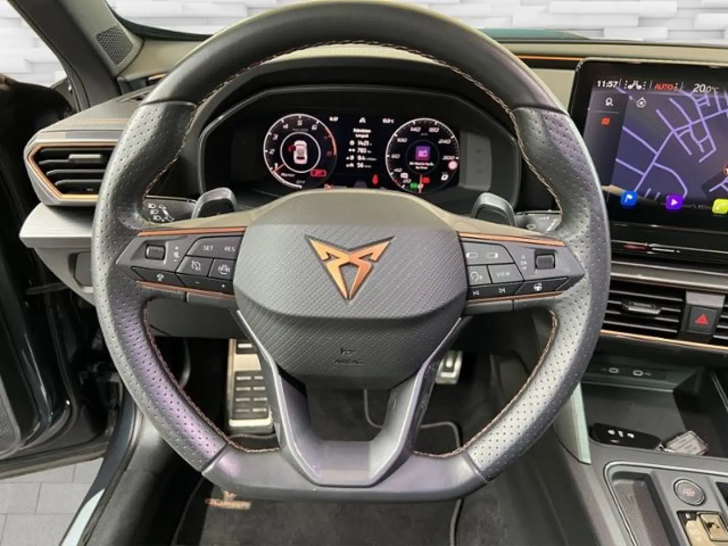 Formentor 2.0 TSI VZ+LED+NAVI+RFK+CARPLAY+SITZH.