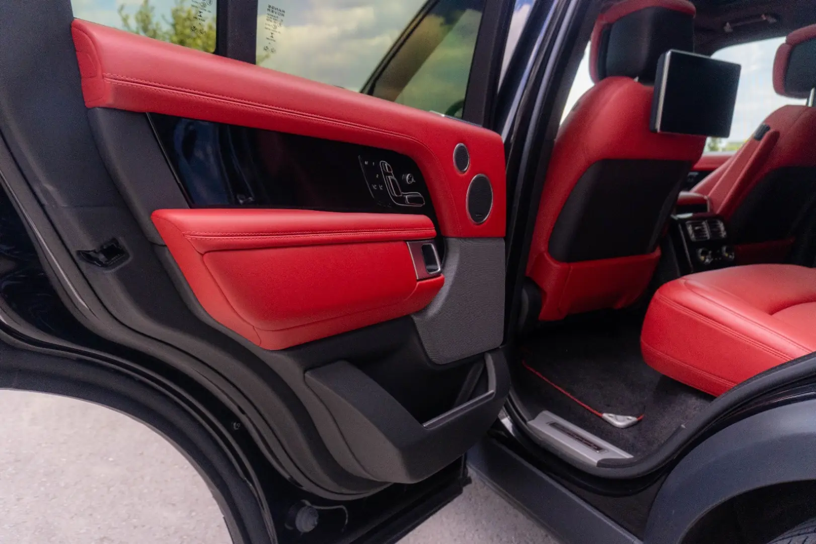 Land Rover Range Rover P525 Autobiography Black/Red Ful