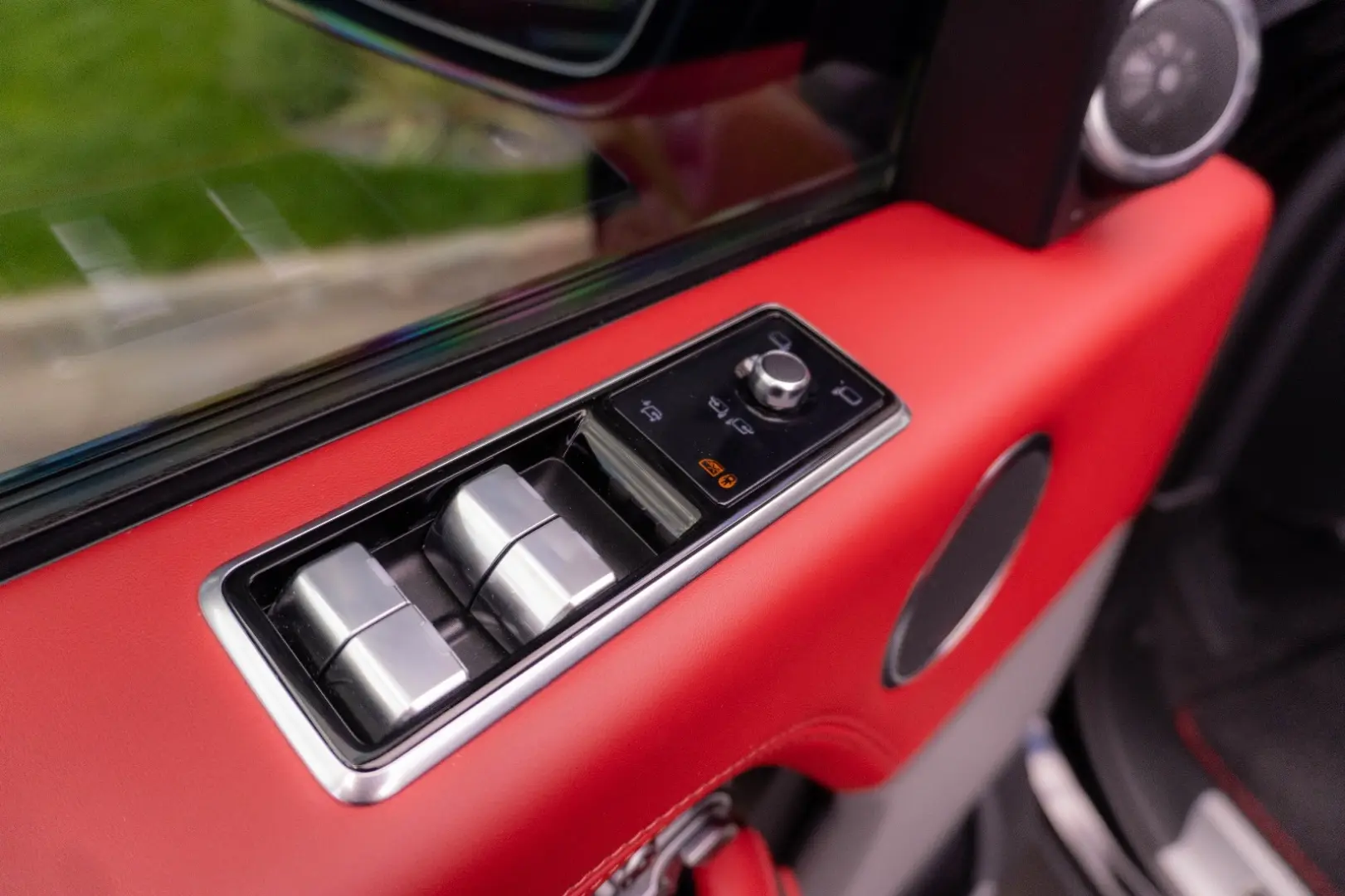Land Rover Range Rover P525 Autobiography Black/Red Ful