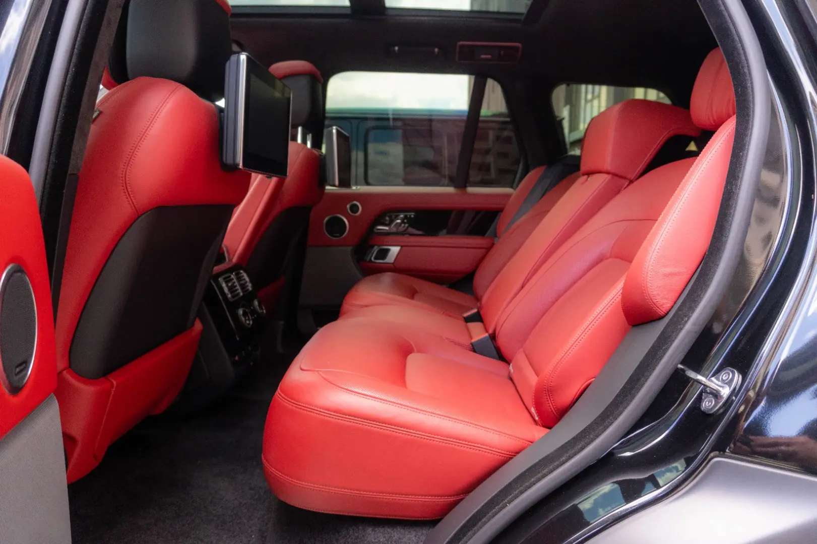 Land Rover Range Rover P525 Autobiography Black/Red Ful