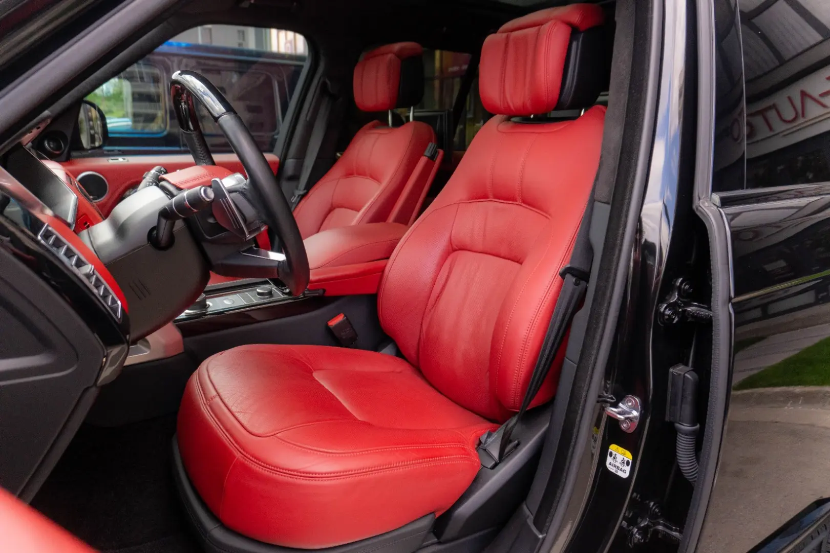 Land Rover Range Rover P525 Autobiography Black/Red Ful