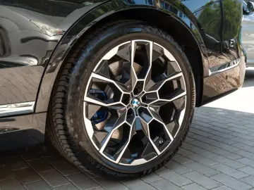 X7 M60i M SPORT.LUFTEDER.SKY.SOFTC.AHK.MASSAGE.