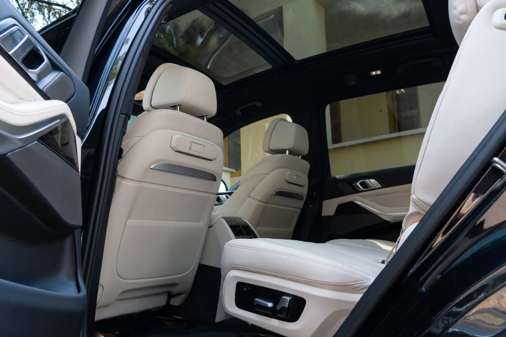 X7 M60i M SPORT.LUFTEDER.SKY.SOFTC.AHK.MASSAGE.