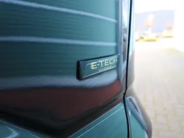 Austral Iconic E-Tech Full Hybrid 200