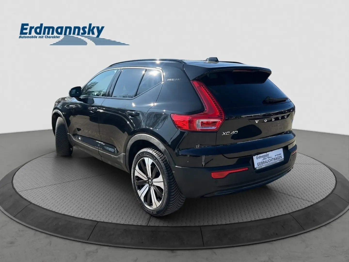 XC40 Core Pure Electric/Navi/LED/StHz/Kam/19Zoll
