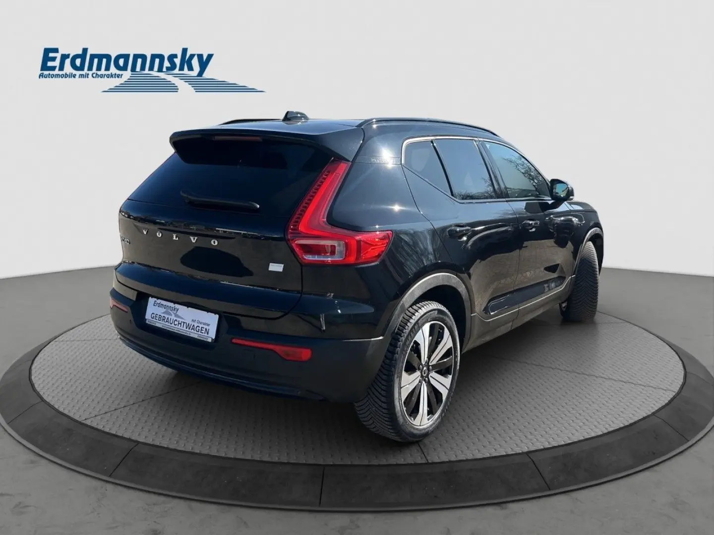 XC40 Core Pure Electric/Navi/LED/StHz/Kam/19Zoll