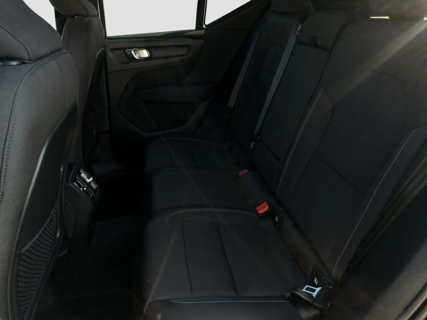 XC40 Core Pure Electric/Navi/LED/StHz/Kam/19Zoll