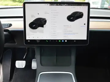 Model Y Performance Dual Motor AWD