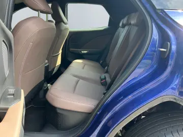 LBX FWD Elegant *LED*ACC*CAM*CarPlay*SHZ*el Heck