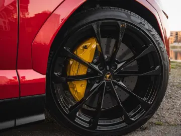 Urus -  B&O PANO Q-CITURA ROSSO EFESTO WARRANTY