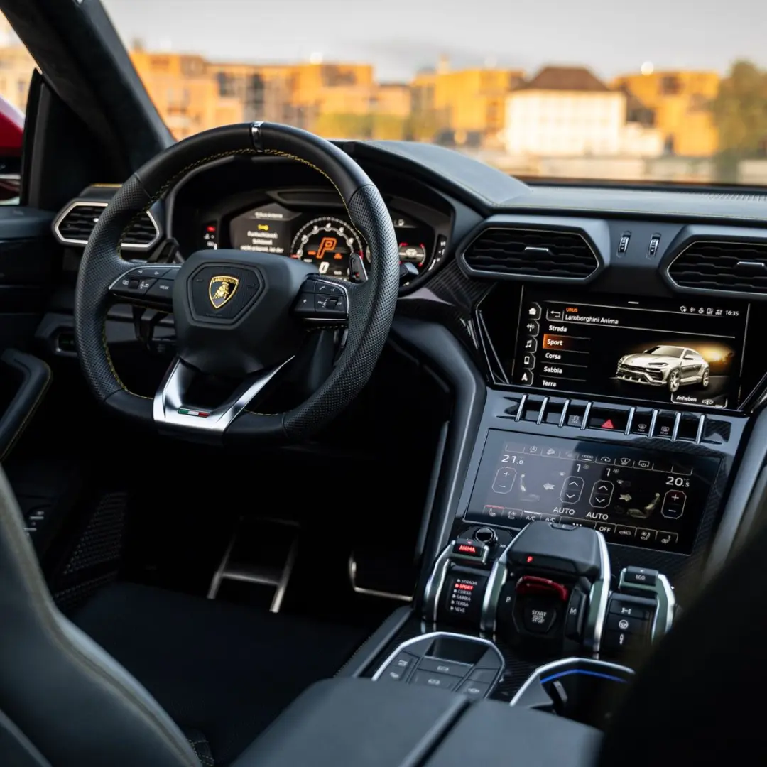 Urus -  B&O PANO Q-CITURA ROSSO EFESTO WARRANTY