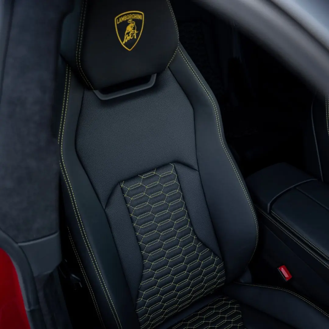 Urus -  B&O PANO Q-CITURA ROSSO EFESTO WARRANTY