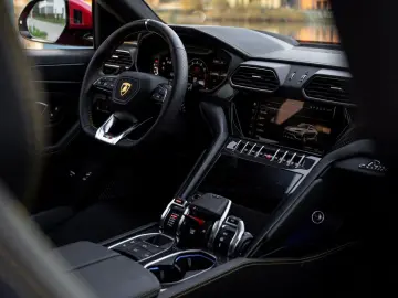 Urus -  B&O PANO Q-CITURA ROSSO EFESTO WARRANTY