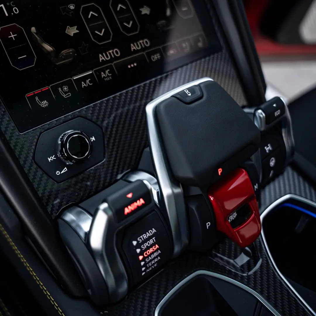 Urus -  B&O PANO Q-CITURA ROSSO EFESTO WARRANTY