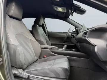 UX 300h Executive Line *LED*CAM*CarPlay*ACC*Navi