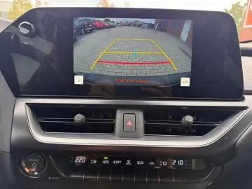 UX 300h Executive Line *LED*CAM*CarPlay*ACC*Navi