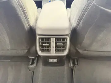 UX 300h Executive Line *LED*CAM*CarPlay*ACC*Navi