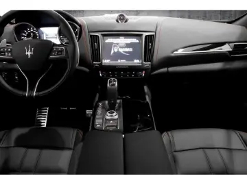 Levante  SQ4 GranSport