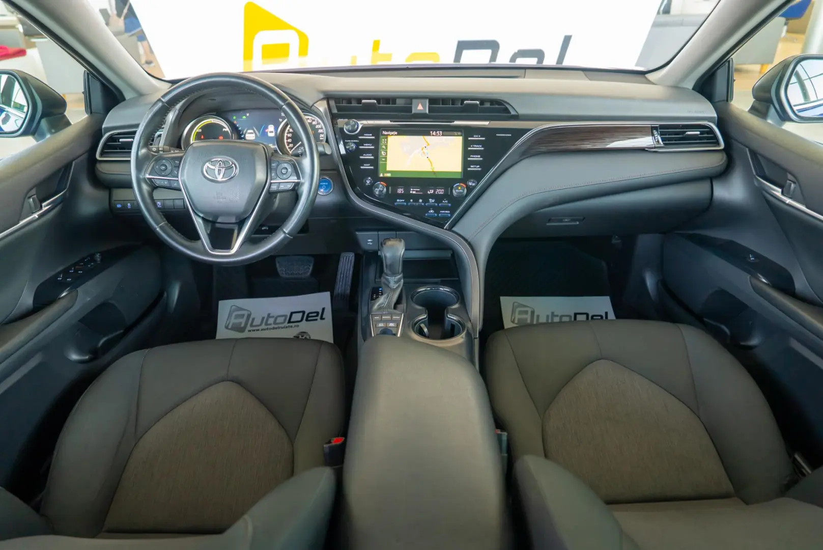 Toyota Camry 2.5 Hybrid Business Executive