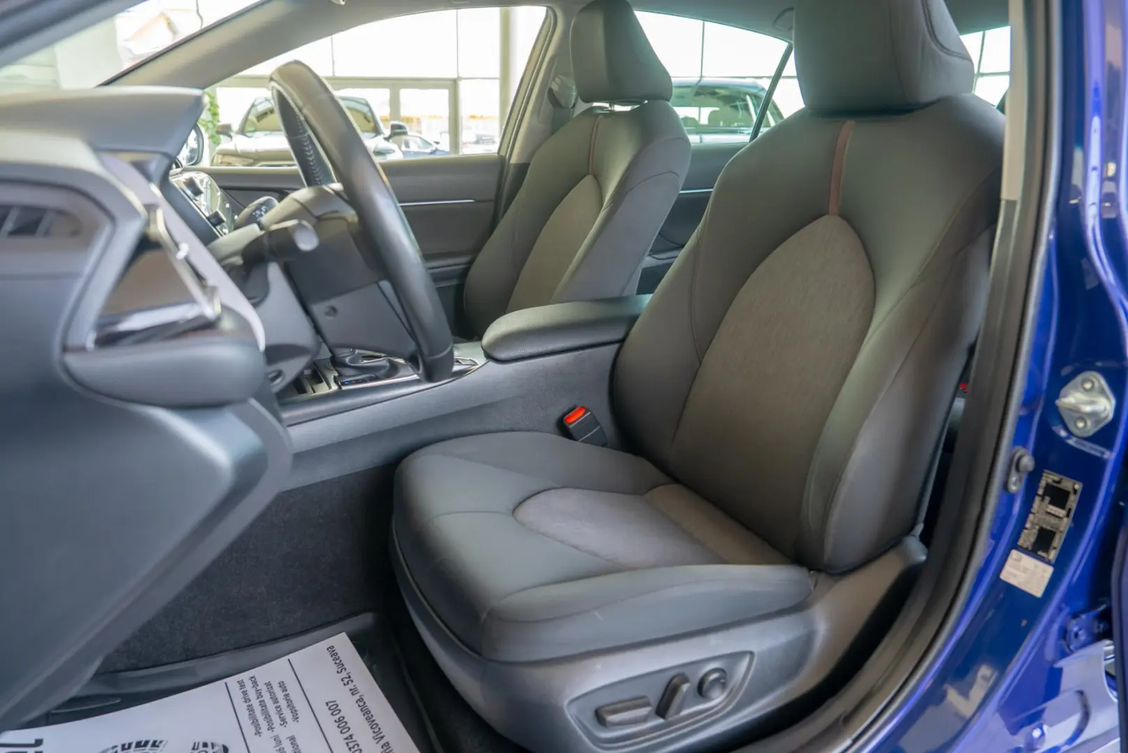 Toyota Camry 2.5 Hybrid Business Executive