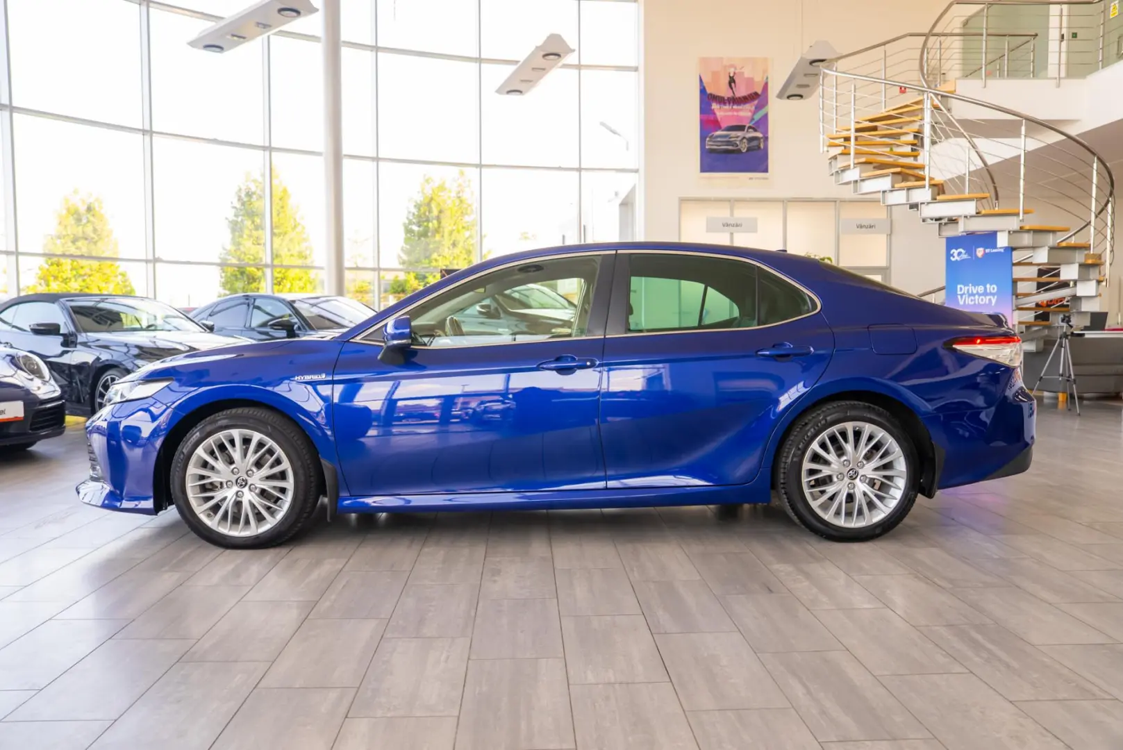 Toyota Camry 2.5 Hybrid Business Executive