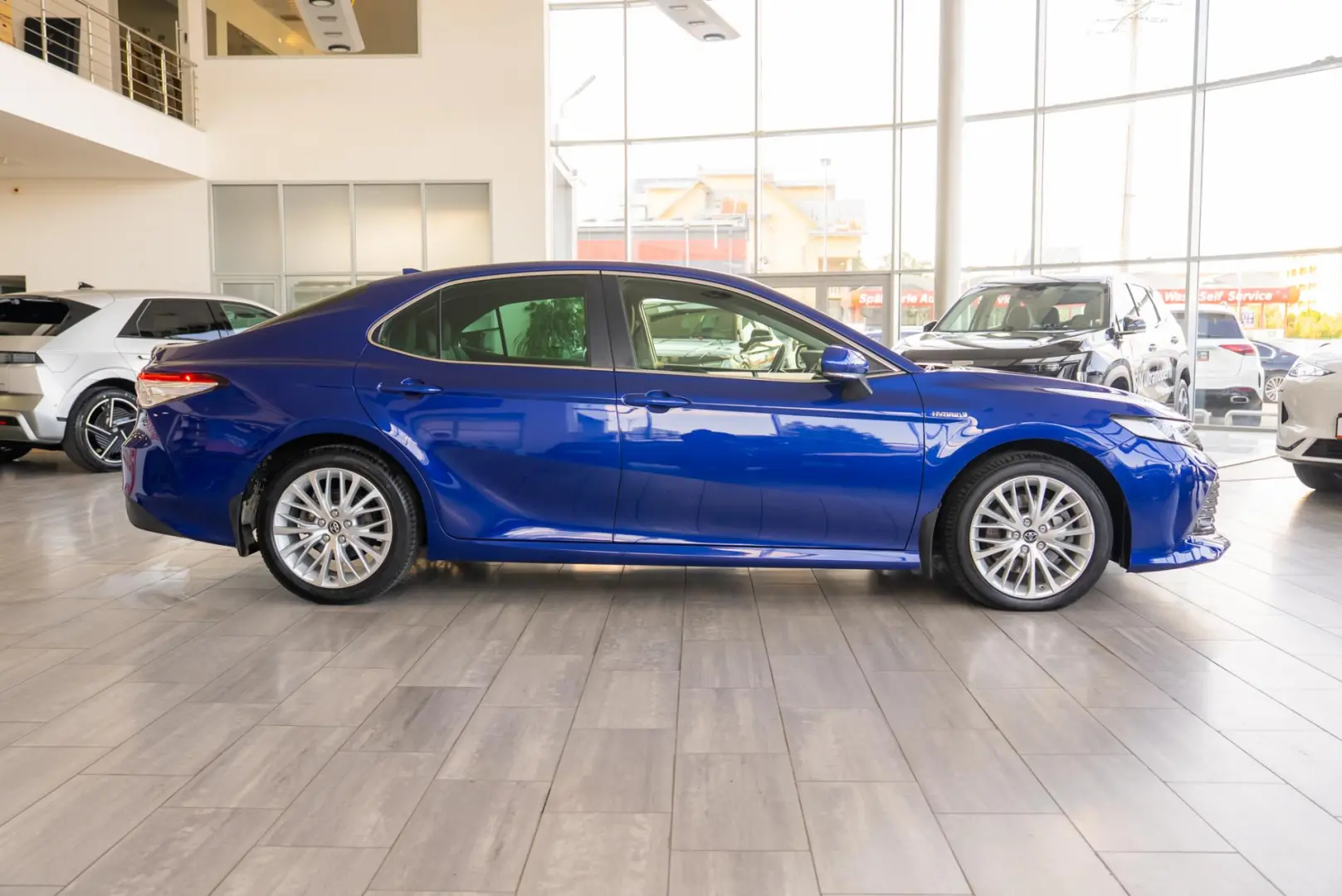 Toyota Camry 2.5 Hybrid Business Executive