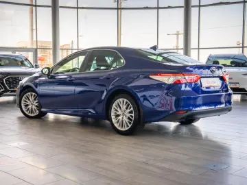 Toyota Camry 2.5 Hybrid Business Executive