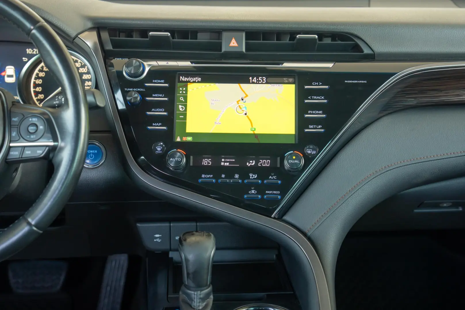 Toyota Camry 2.5 Hybrid Business Executive