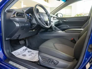 Toyota Camry 2.5 Hybrid Business Executive