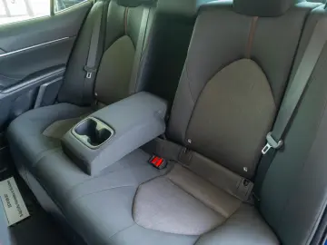 Toyota Camry 2.5 Hybrid Business Executive