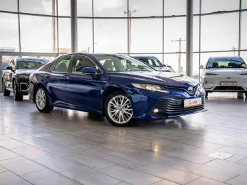 Toyota Camry 2.5 Hybrid Business Executive