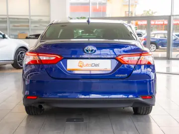 Toyota Camry 2.5 Hybrid Business Executive