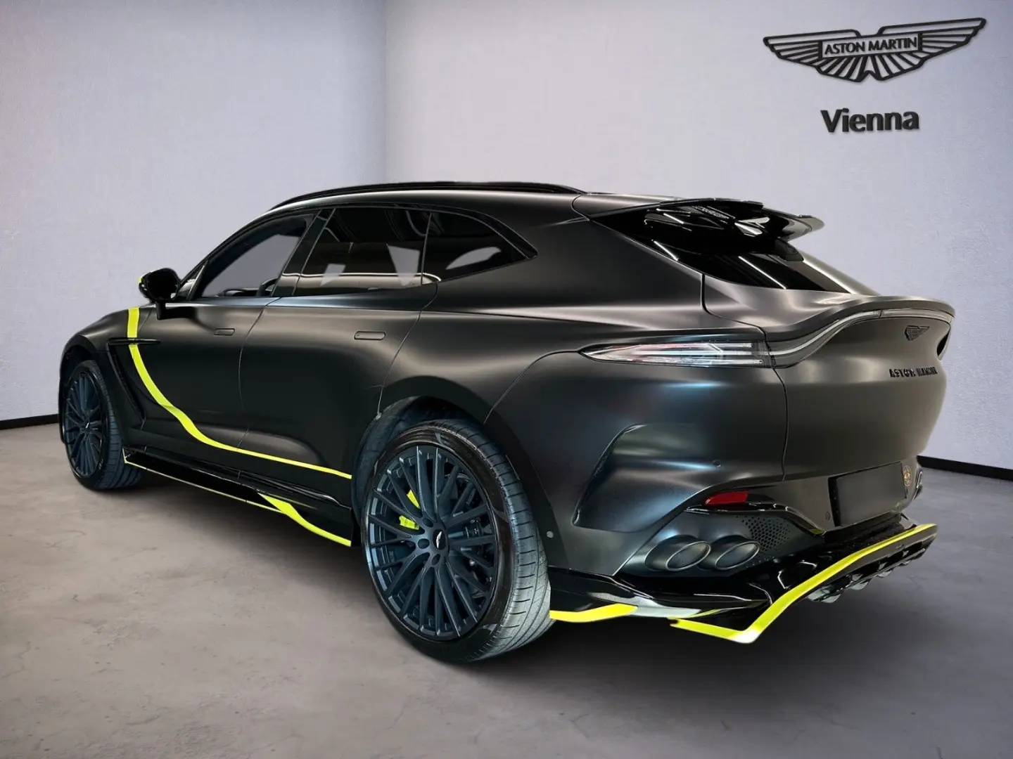 DBX707 / Q AMR Inspired / QuickSilver Exhaust