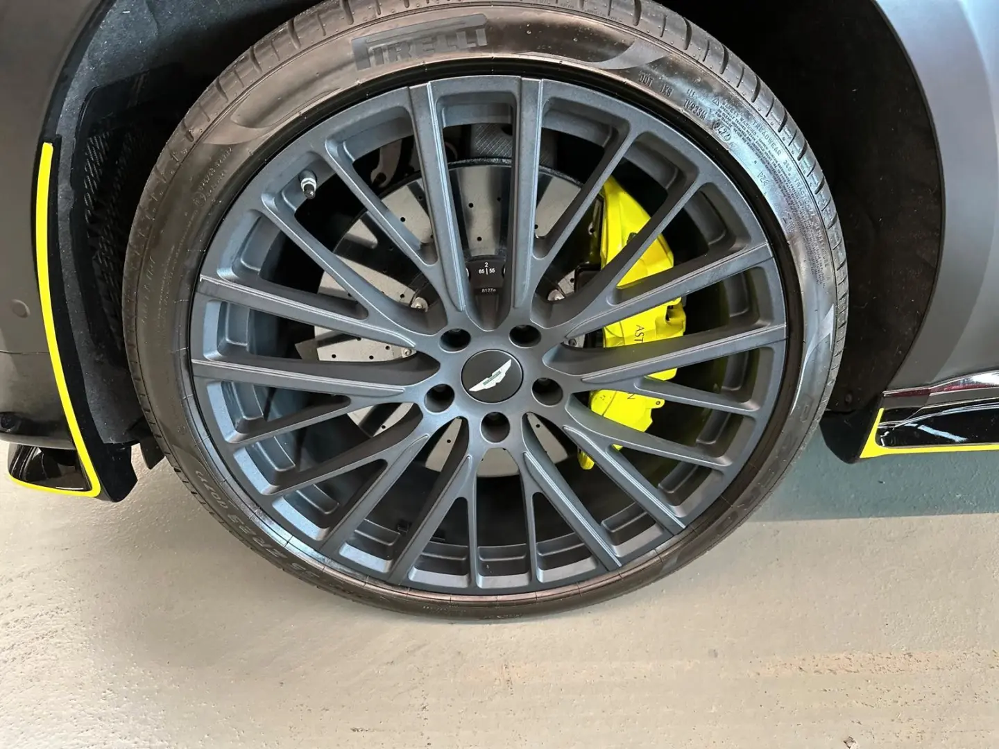 DBX707 / Q AMR Inspired / QuickSilver Exhaust