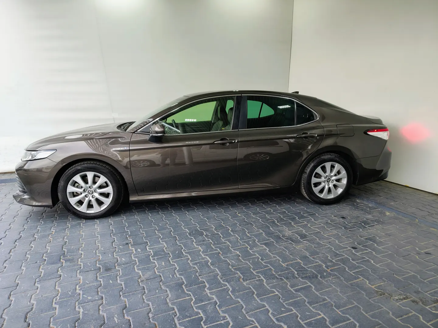 Toyota Camry 2,5 Hybrid Business Aut.