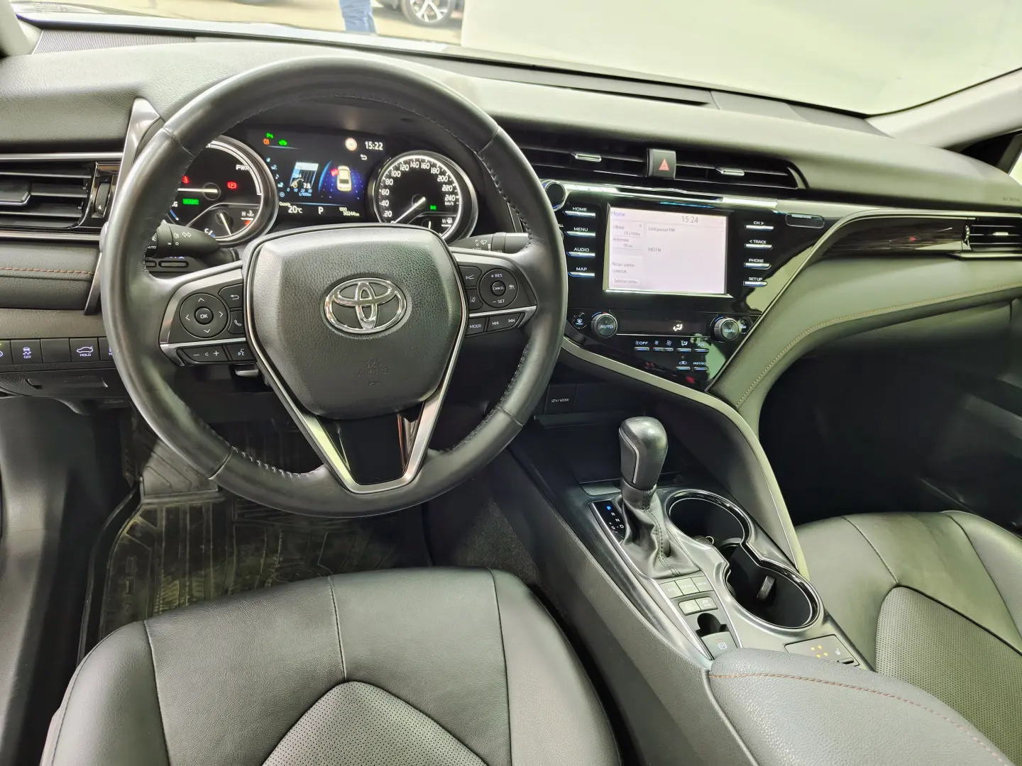 Toyota Camry 2,5 Hybrid Business Aut.