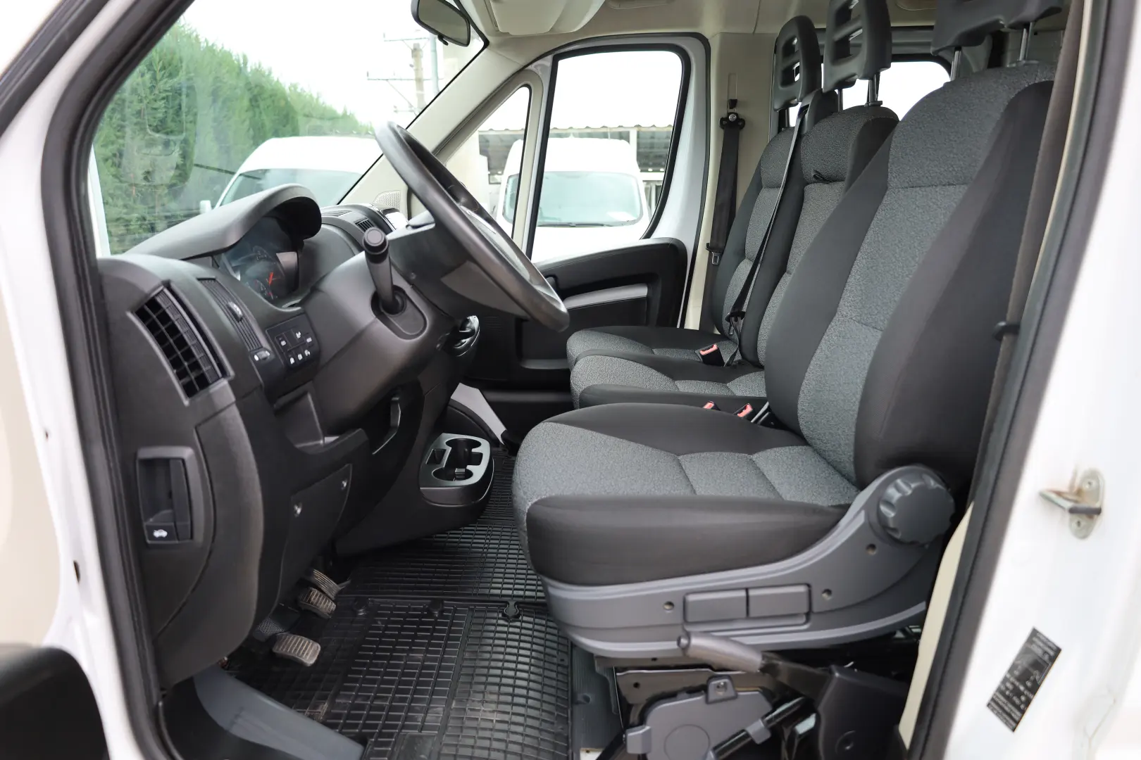 Fiat Ducato Doka 6+1 L2 2.3D 120CP