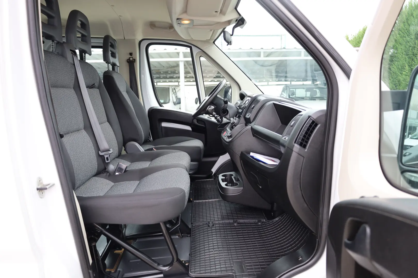 Fiat Ducato Doka 6+1 L2 2.3D 120CP