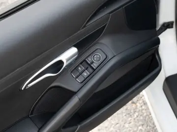 Boxster Navigation Digitalradio Sportabgasanlage